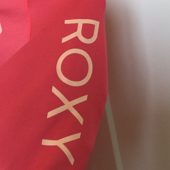 Swim top - Picture 3 of 5